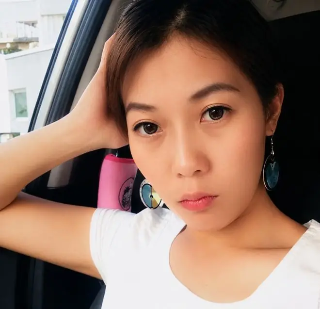 还得是泰王!厌弃90后欧拉弄宠80后新妃,神似冰冰很美丽