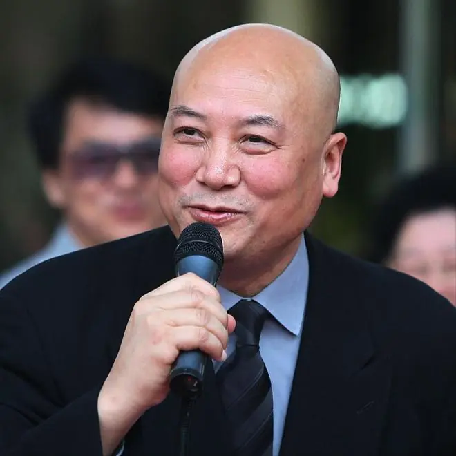陈丽华去世2个月后，73岁迟重瑞近况被曝光，难怪550遗产一分不要
