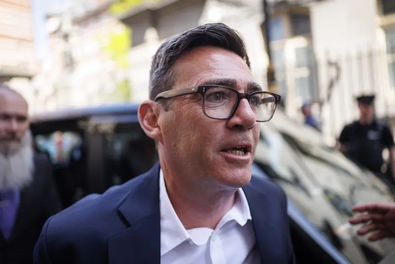 遭特朗普讽刺后,英首相最热人选拒绝美国邀请