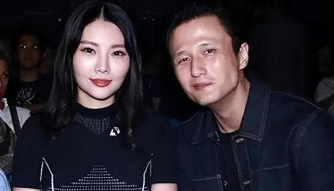 刚结婚就离婚？这次老夫少妻的残酷，在尹子维身上展现的淋漓尽致