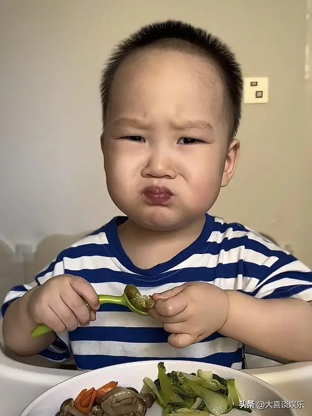 近500万粉吃播宝宝米乐翻车!拿娃健康换流量太离谱