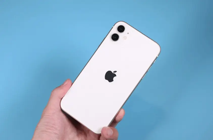 iPhone 4回收价暴跌20倍!高光400元如今只能换锅换盆