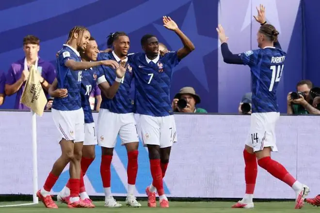 夺冠概率28%！法国3人领跑FIFA3大实力榜：姆巴佩进攻第1 力压梅西