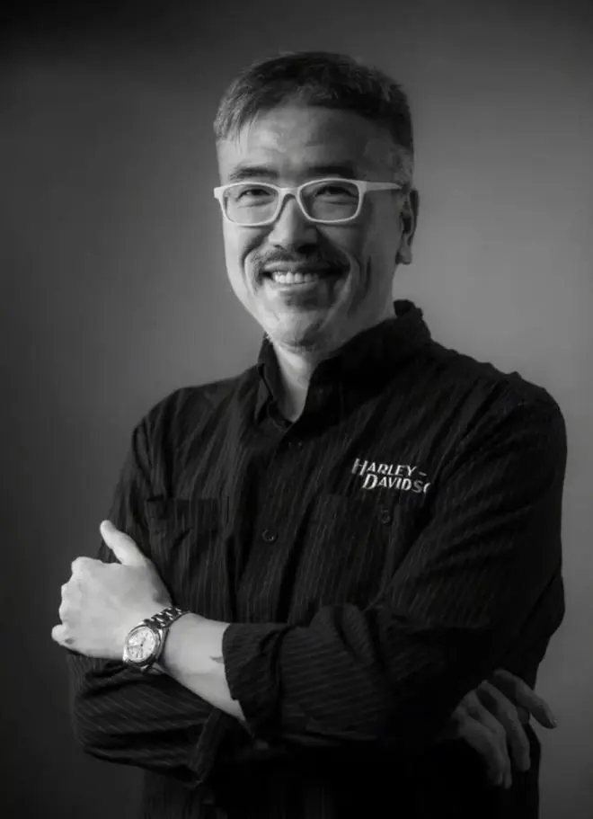 音乐人屠颖在酒店跑步机摔倒去世,酒店回应来了