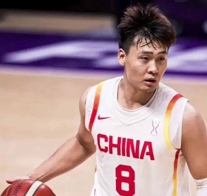 男篮5主力缺席太致命!赵睿稳攻坚,2核心锋线缺席,内线也遭影响