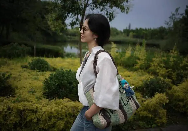 孙莉冻龄状态超绝 黄多多长相复刻妈妈美貌气质优越