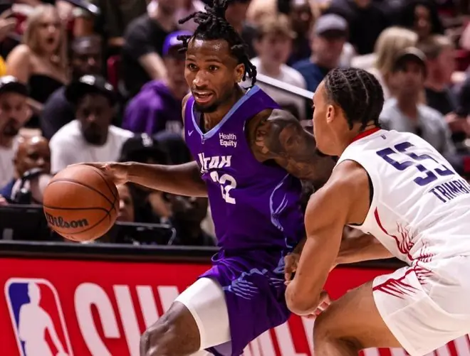 NBA夏联:奇才险胜爵士 状元迪班萨27+7榜眼24分8失误9犯规