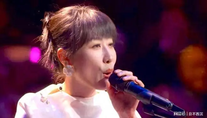 里子面子都丢了!管不住下半身的任素汐,一场演唱会撕下她的体面