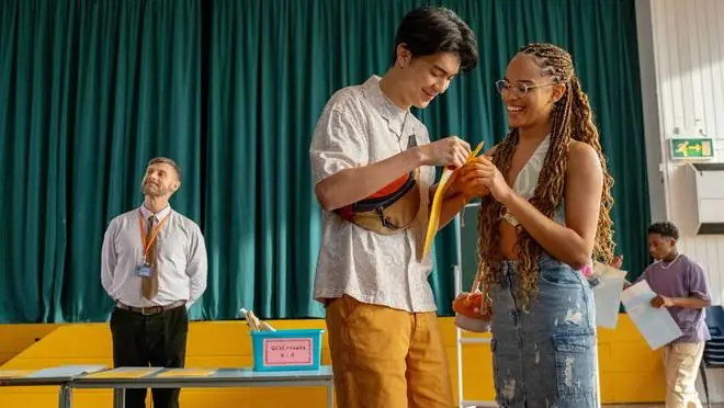 Netflix口碑剧《心跳漏一拍》大结局电影定档7.17