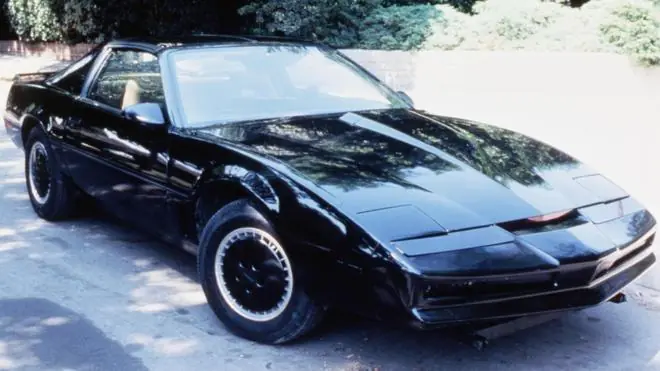 80年代神剧的邪恶原型车:这个AI兄弟差点灭了KITT