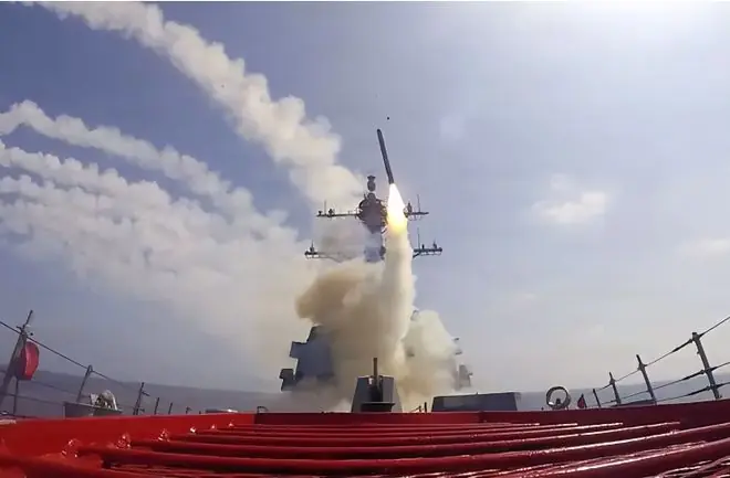 美伊冲突彻底变味!国家博弈沦为私人恩怨,特朗普下达终极轰炸指令