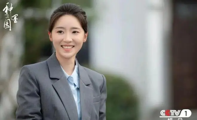 【2026.7.6】白鹿丞磊不对付?《灿若繁星》《野狗骨头》?张月《种墨园》女主?老辈子因戏生情?穿礼服大方自信一些?