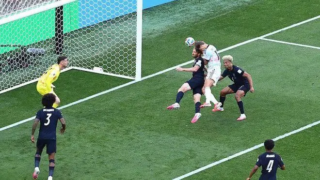 疯狂4-1！世界杯见证历史，东道主全部出局，八强已决出六席