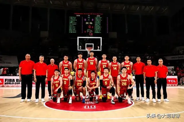 中国男篮不敌日本,建议立刻征召4大王牌,杨鸣一针见血