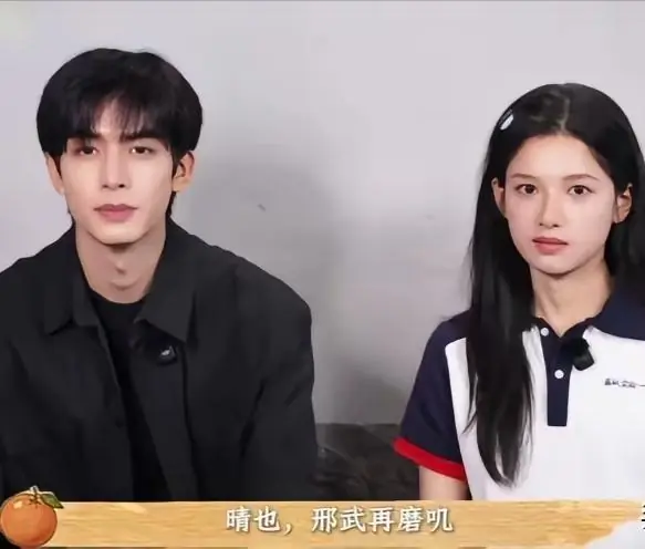 同是大IP现偶,看了《炽夏》看《野狗骨头》,真是没对比就没伤害