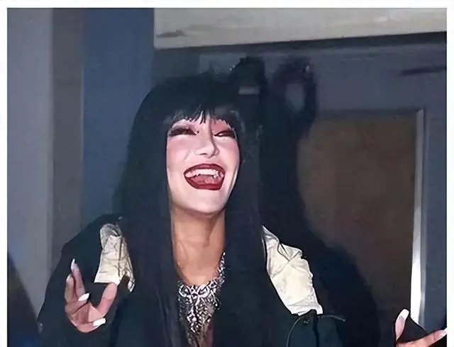超女冠军江映蓉:过度医美后像“怪物”,全身只剩下眼珠是自己的