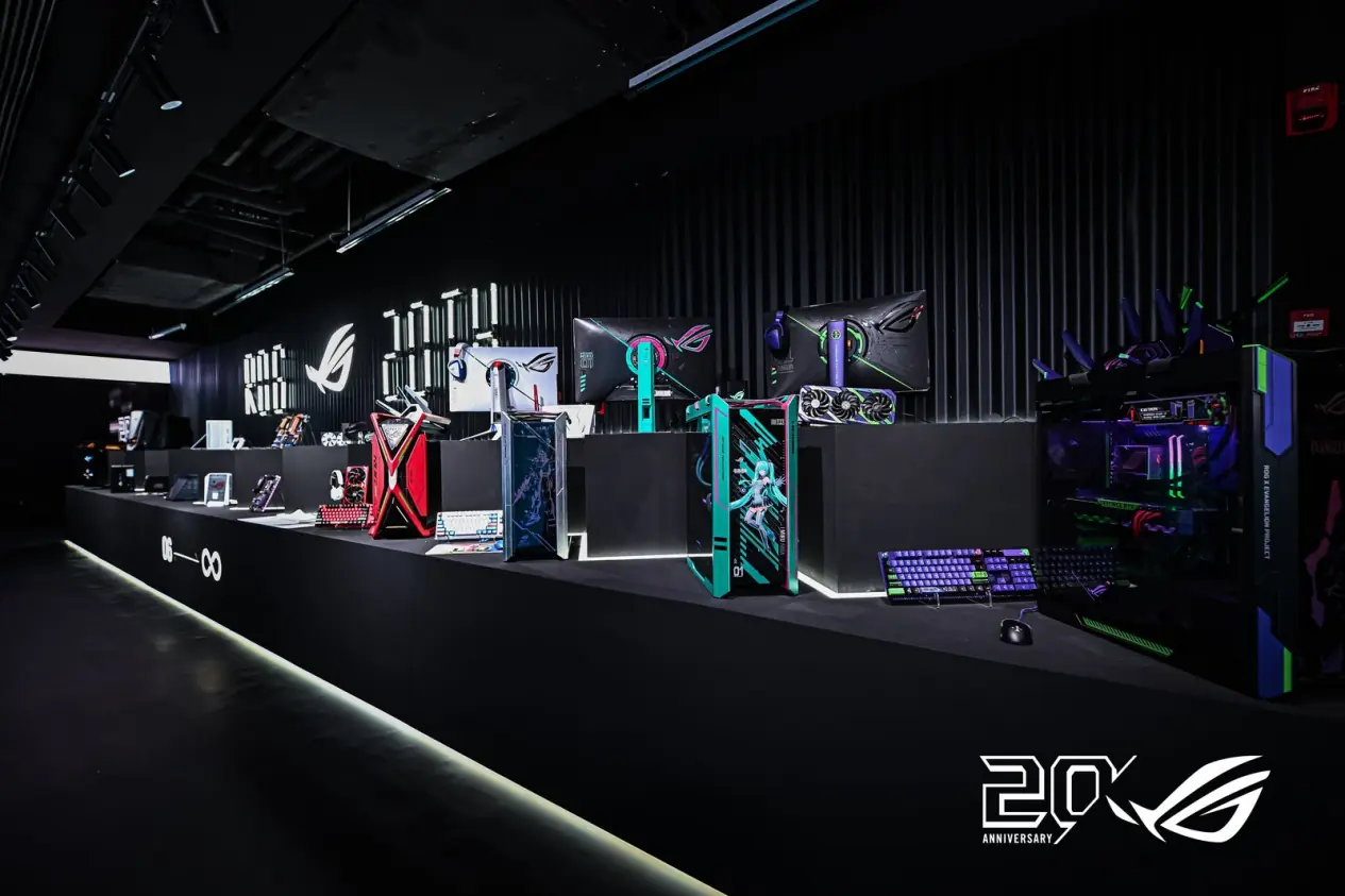 信仰集结!ROG夜神20周年版显卡亮相信仰殿堂