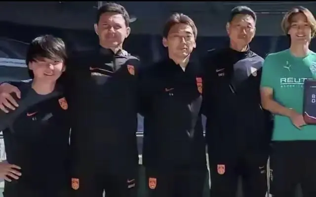 三胜澳大利亚,国少扮克星证明四点事实!浮岛敏被打脸,董路失意