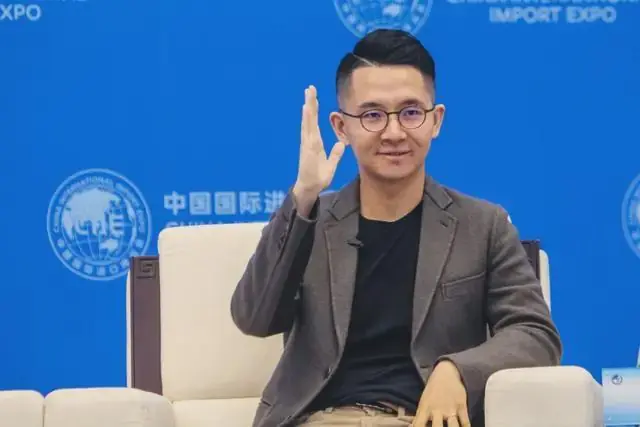 印奇入主阶跃星辰170天后,亮出AI手机底牌